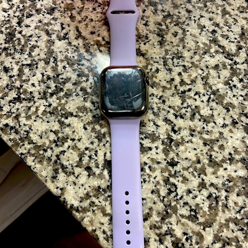 Series 6 42mm Apple Watch (no cellular)